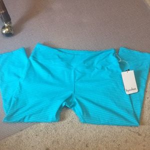 Kyodan Slimming Stripe Crop Sz M NWT